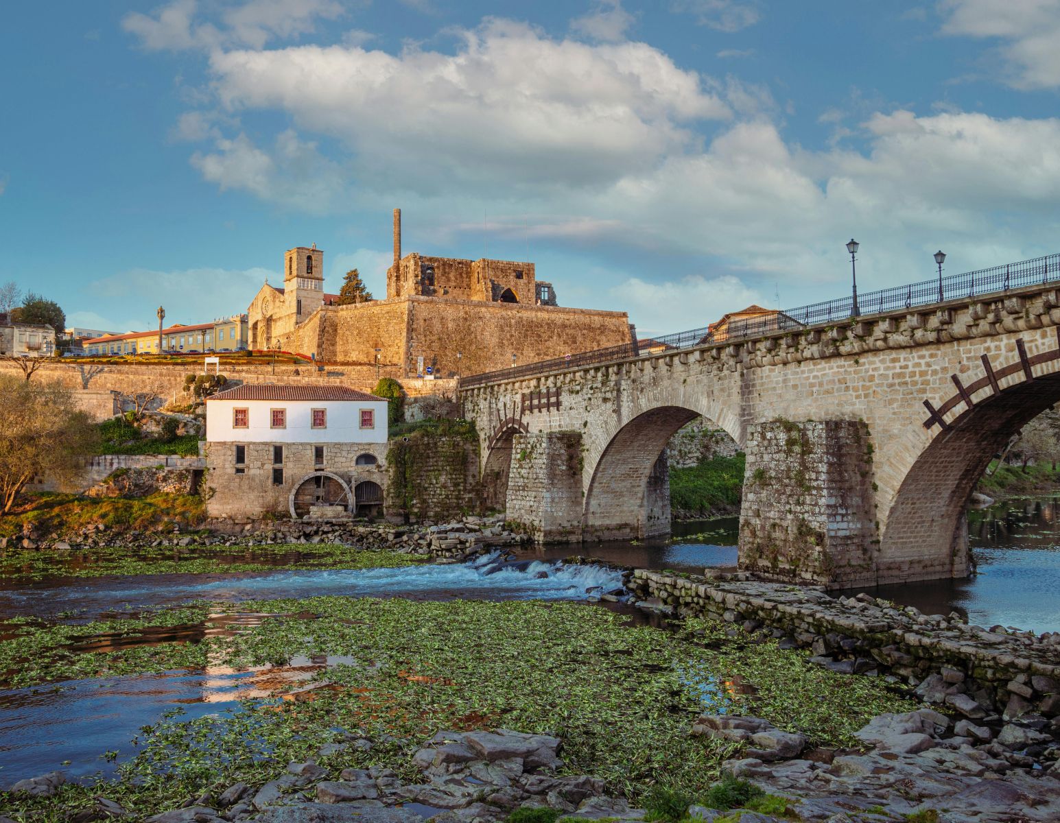 Barcelos Bridge