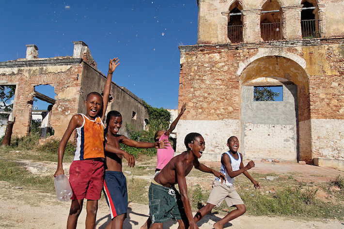 Boys playing in Cuba