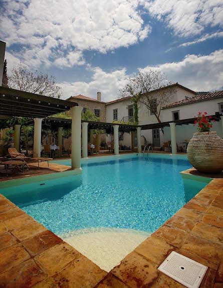 Bratsera Hotel Pool